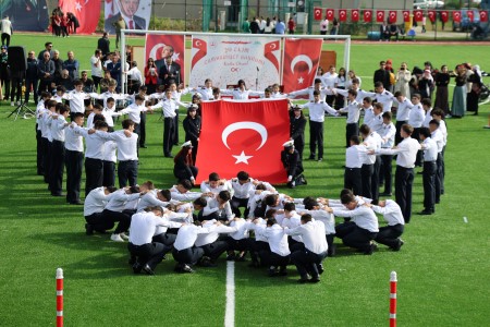 Cumhuriyetimizin Kuruluşunun 101. Yılında 29 Ekim Cumhuriyet Bayramı İlçemizde Coşkuyla Kutlandı